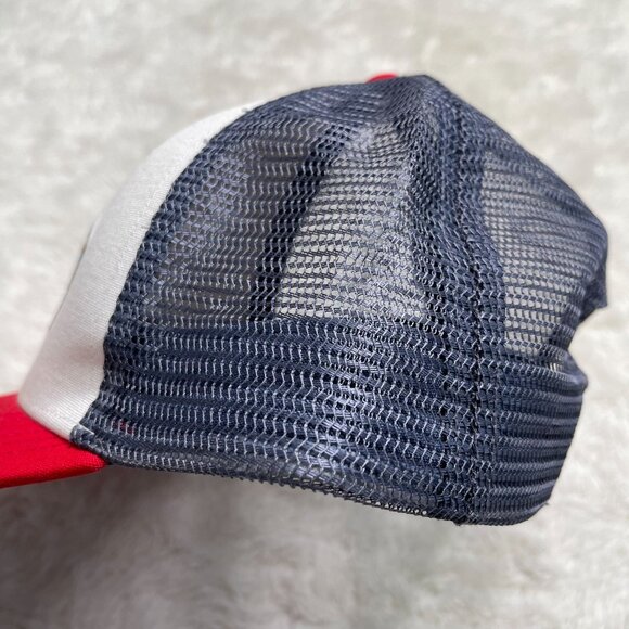 Patagonia Unisex Red White Fitz Roy Bear Mesh Trucker Hat One Size - Picture 4 of 7